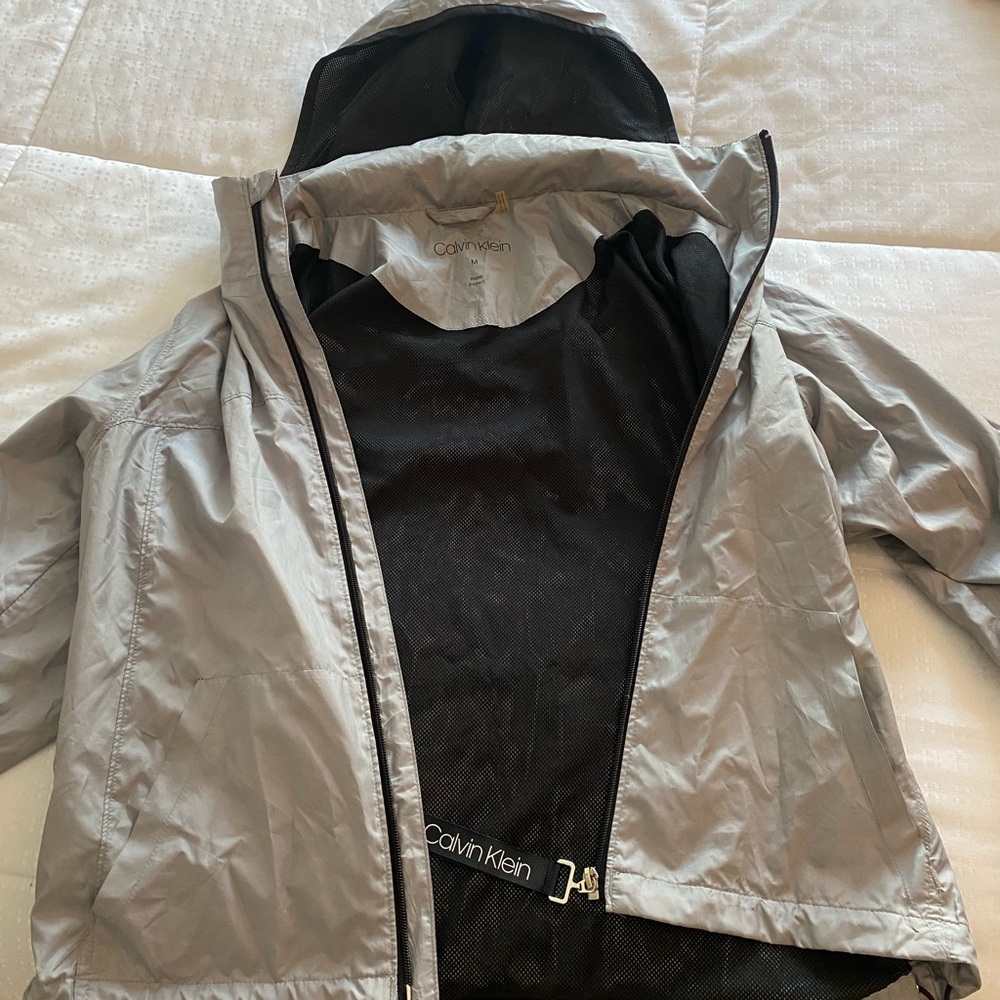 Calvin Klein Women's Rain Jacket - Picture 6 of 6